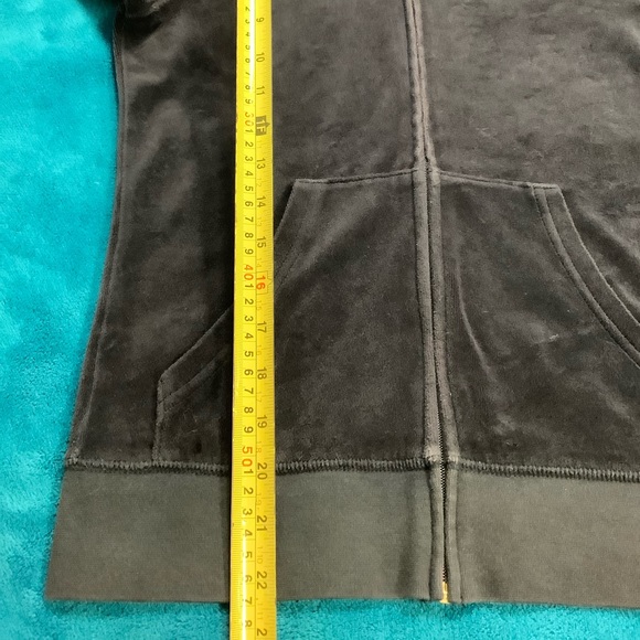 Juicy Couture Navy Blue Velour Tracksuit w/ Back Pockets - Picture 4 of 13